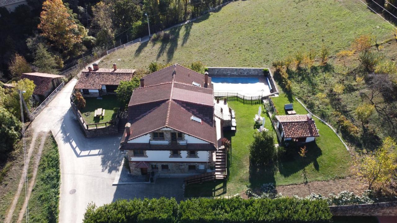 Apartamentos Rurales Valverde Potes Esterno foto