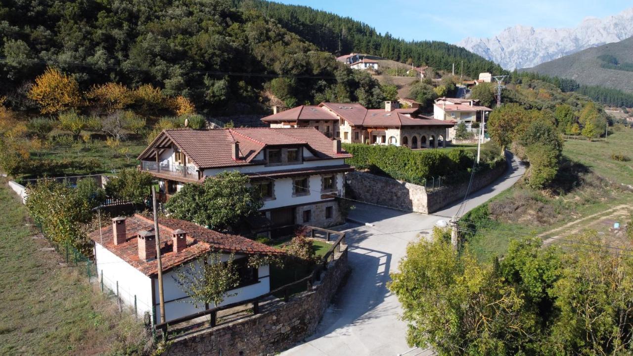 Apartamentos Rurales Valverde Potes Esterno foto