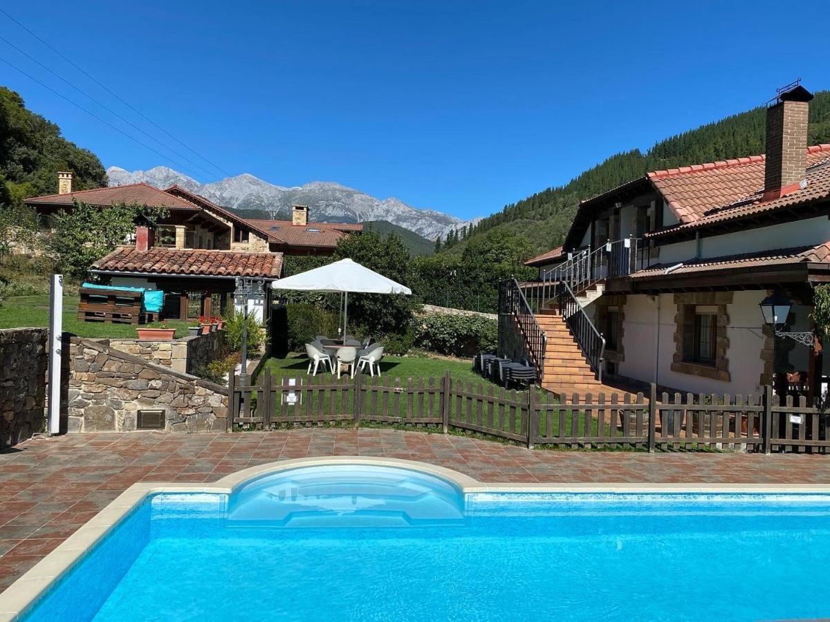 Apartamentos Rurales Valverde Potes Esterno foto
