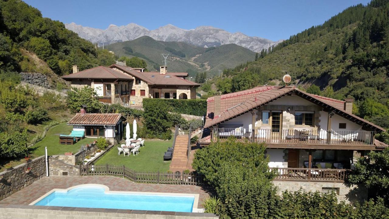 Apartamentos Rurales Valverde Potes Esterno foto