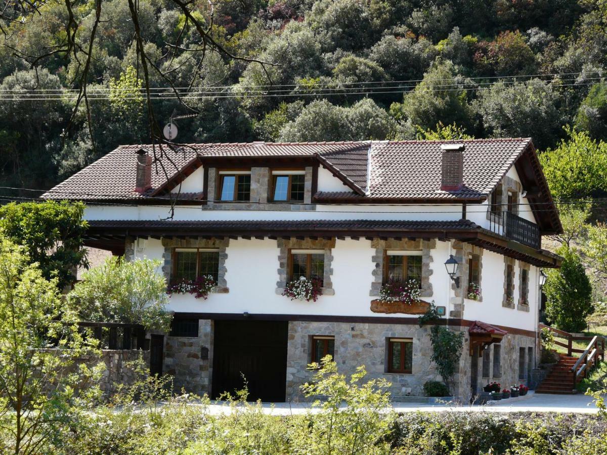 Apartamentos Rurales Valverde Potes Esterno foto